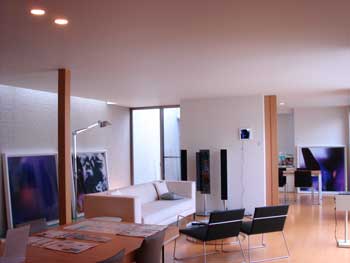 KOMAZAWA MUSEUM X ART



